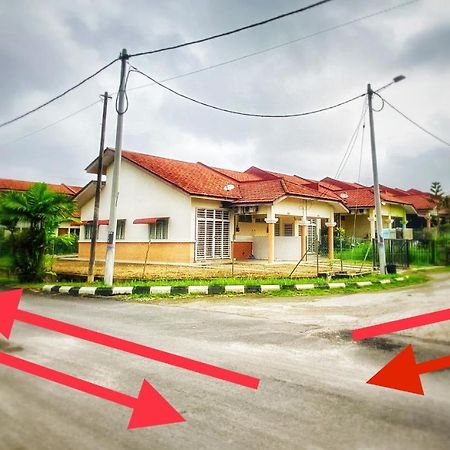Lh Homestay Bandar Utama Gua Musang Ngoại thất bức ảnh