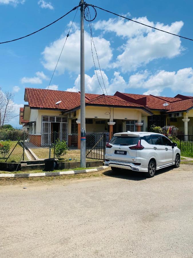 Lh Homestay Bandar Utama Gua Musang Ngoại thất bức ảnh
